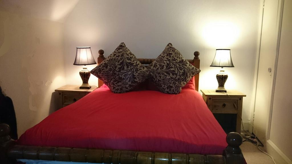 אדינבורו Royal Mile Budget Apartments חדר תמונה